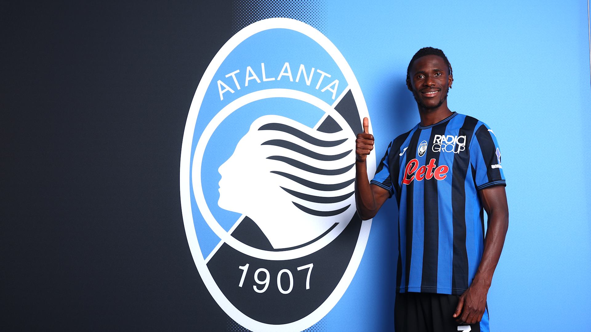 Here he is! Welcome Odilon Kossounou! | Atalanta